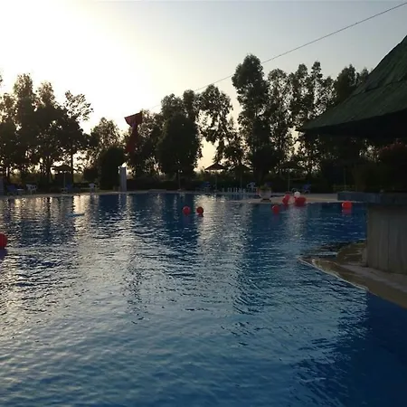 Vila Bizimkoy Tatil Sitesi *