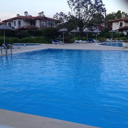 Bizimkoy Tatil Sitesi *